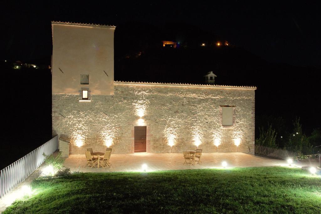 Villa Agriturismo Casale La Palombara Cerreto di Spoleto Exterior foto