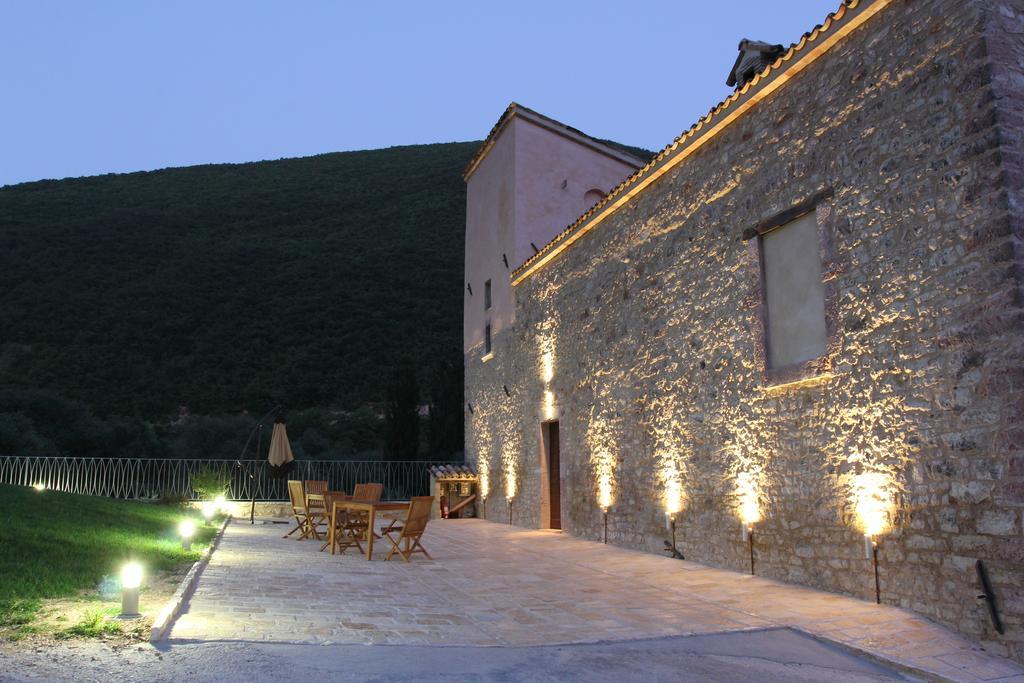 Villa Agriturismo Casale La Palombara Cerreto di Spoleto Exterior foto